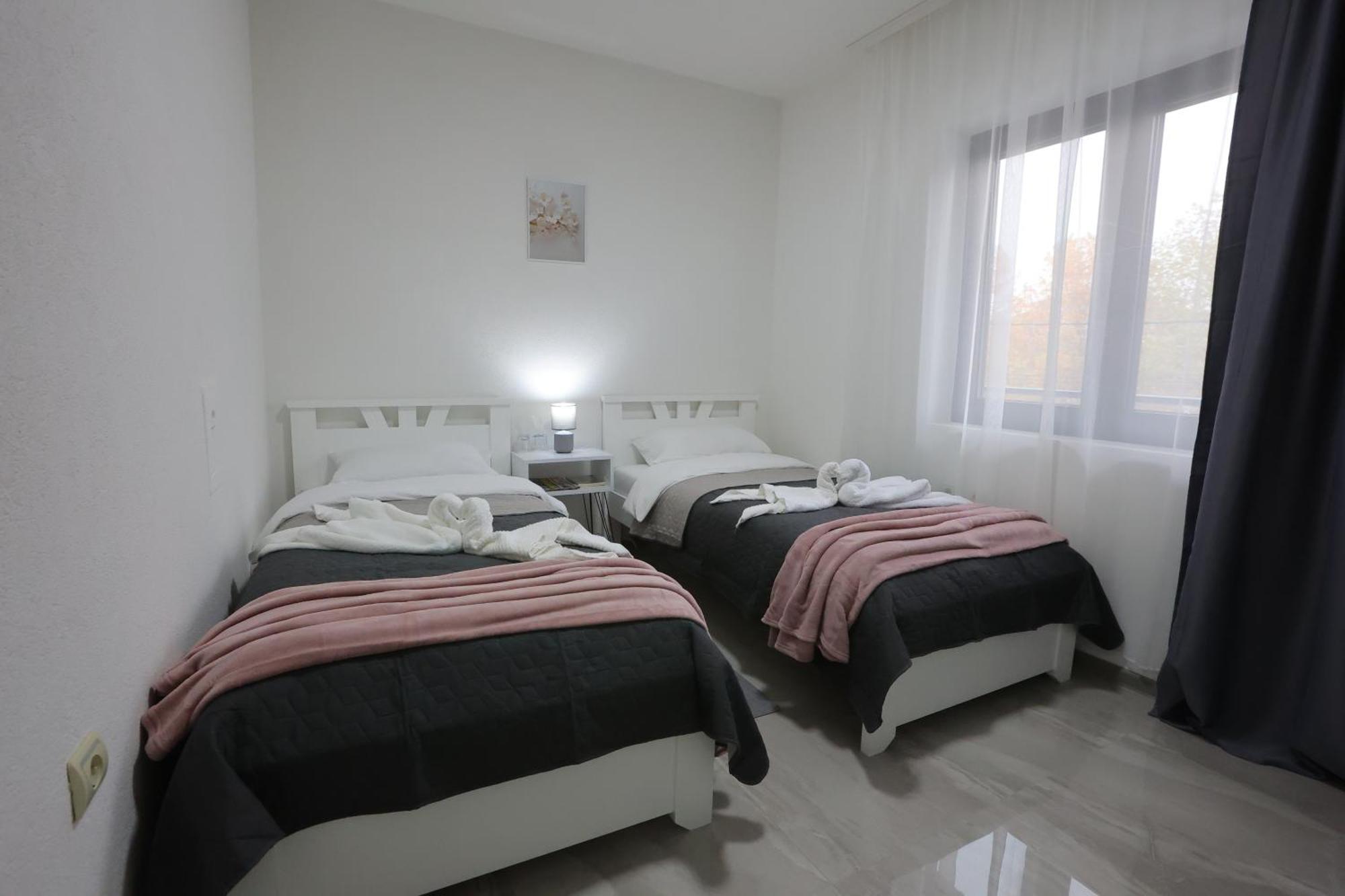 Ivan'S Guesthouse Paraćin Exteriér fotografie